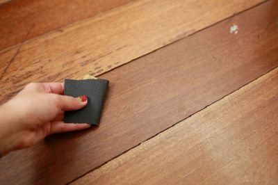 Kho sàn gỗ Hải Phòng đưa ra giải pháp khắc phục khi sàn gỗ bị xước